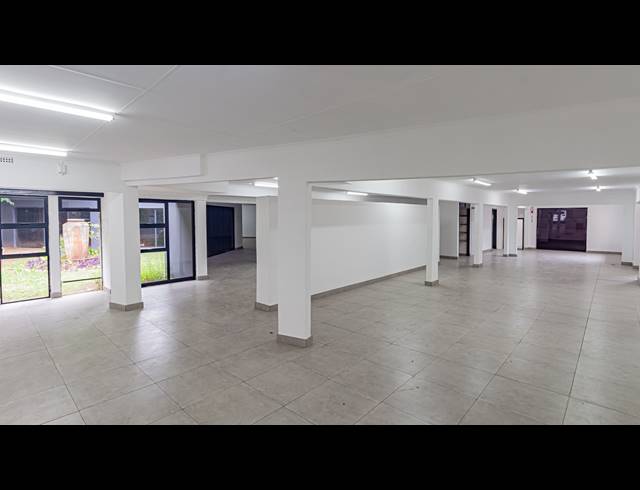 887M² OFFICE FOR SALE IN FERNDALE